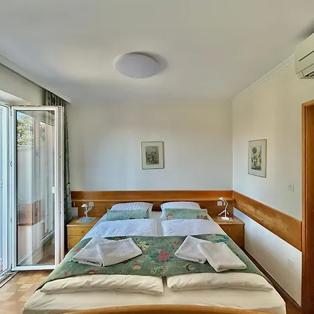 בית אירוח Porto Marin Strasek *