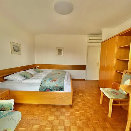 Porto Marin Strasek בית אירוח